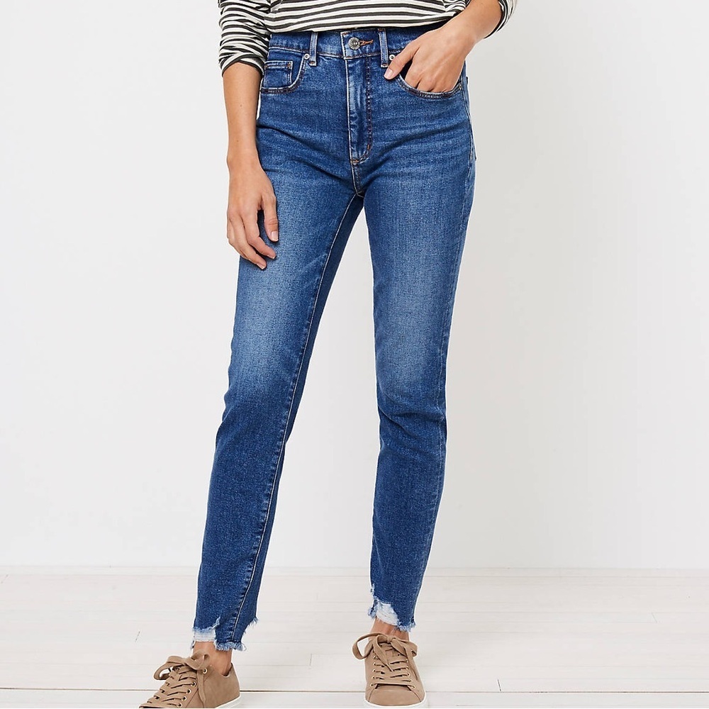LOFT Size 29/8 High Rise Skinny Chewed Hem Cotton/Poly/Elastane Jeans